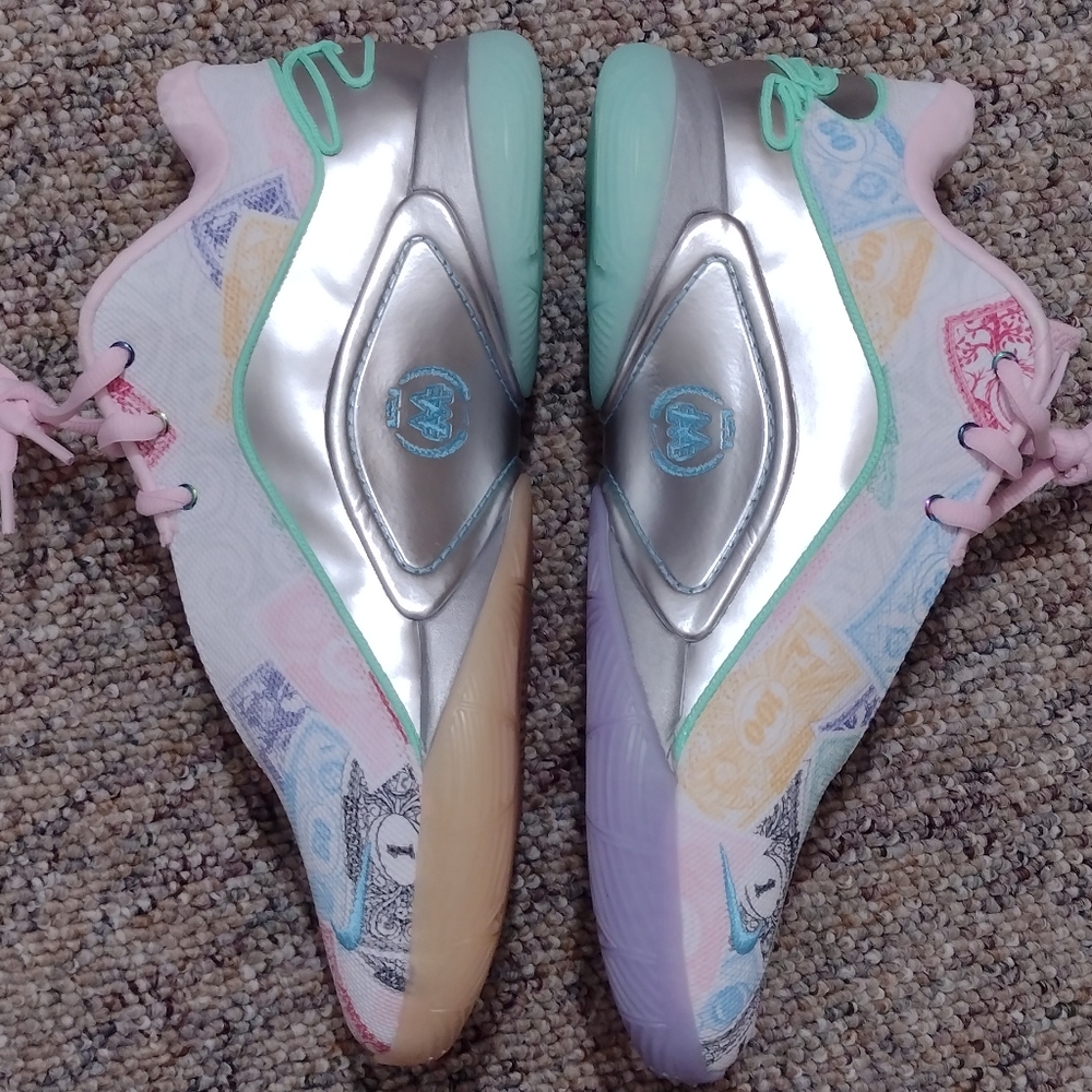 Nike LeBron XXII X Monopoly 'Mr. Mogul' Pink Silver Mens Size 10.5 - Picture 5 of 11